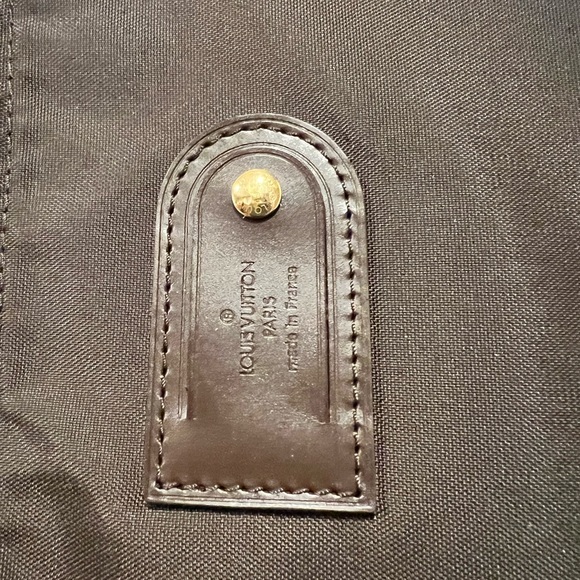 Louis Vuitton suitcase about 26x18x10 inches - Picture 10 of 16